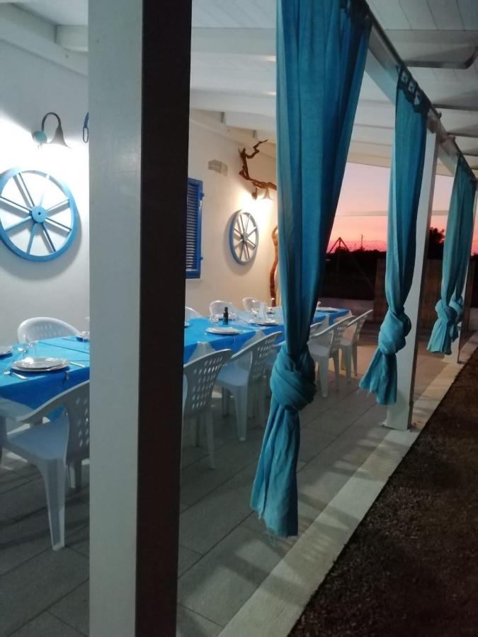 B&B And Home Restaurant La Casa Del Pescatore SantʼAnna Arresi Exterior foto